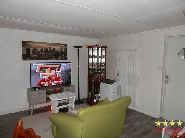 1985 LIBE Mobile Home For Sale