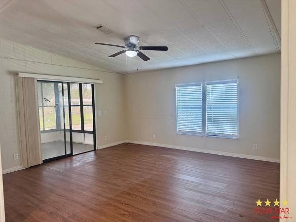 1985 BARR Mobile Home For Sale