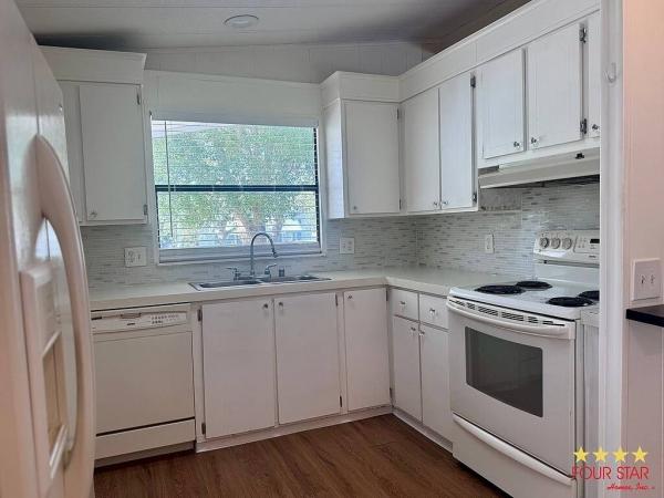 1985 BARR Mobile Home For Sale