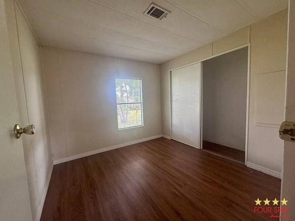 1985 BARR Mobile Home For Sale