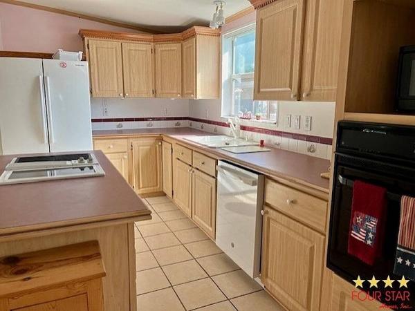 1999 PALM  Mobile Home For Sale