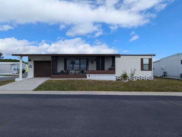 Photo 1 of 2 of home located at 6700 150th Ave N, Lot 915 Clearwater, FL 33764