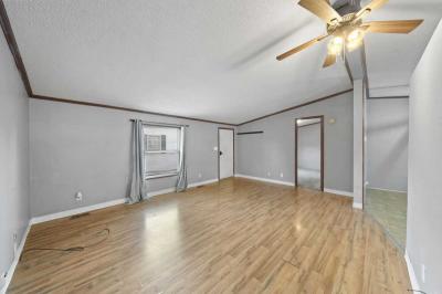 Photo 4 of 27 of home located at 301 Ohio River Dr. Adrian, MI 49221