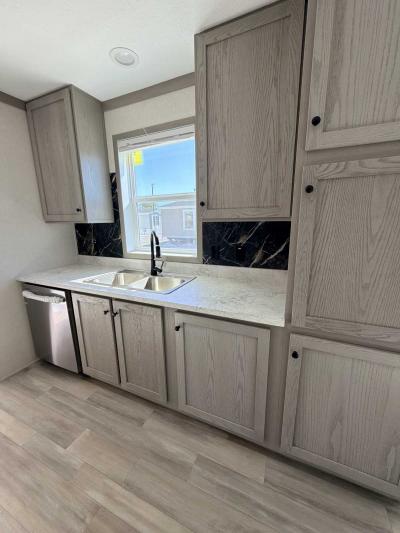 Photo 3 of 29 of home located at 4000 E 134th Street #1008 Chicago, IL 60633