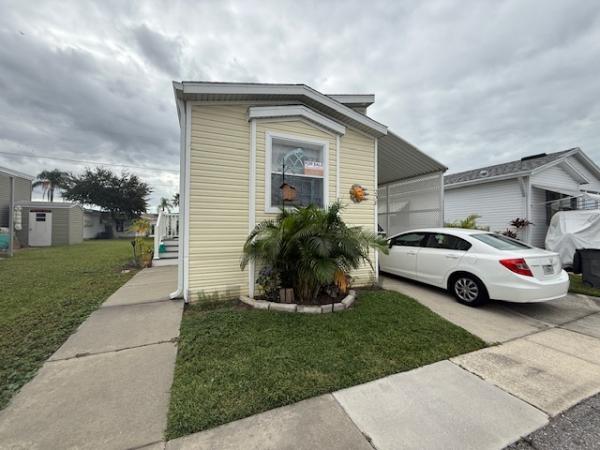 2013  Mobile Home For Sale