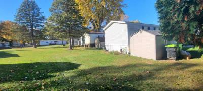 Photo 2 of 21 of home located at 76 Mirabeau Ct. Rochester Hills, MI 48307