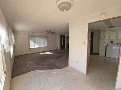 Photo 5 of 14 of home located at 4301 King Arthur Ct Bakersfield, CA 93301