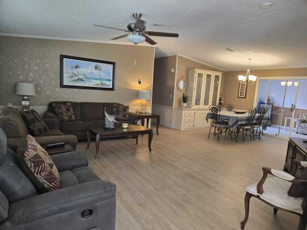 1987 Glen Mobile Home