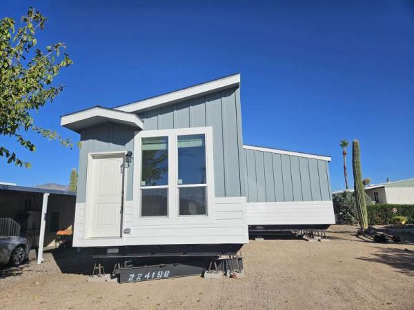 Photo 1 of 2 of home located at 2305 W Ruthrauff Rd #G6 Tucson, AZ 85705