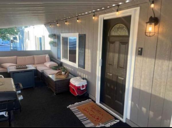 1980 Schult Manufactured Home