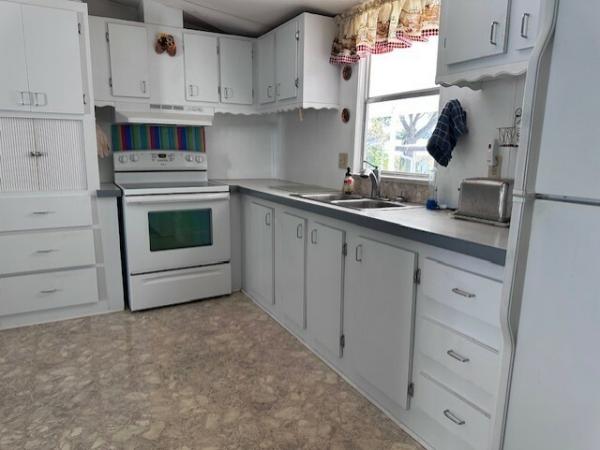1990 CARR 3403B Mobile Home