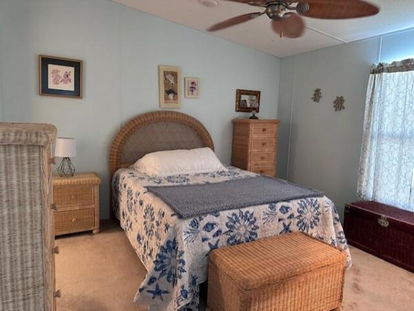 1990 CARR 3403B Mobile Home