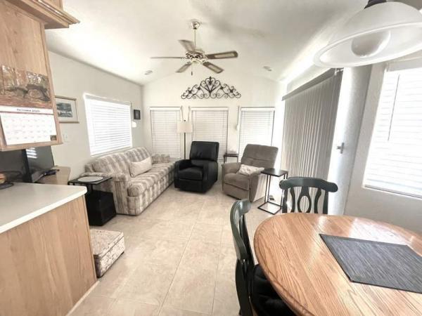 1994 Skyline Manufactured Home