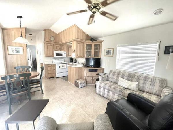 1994 Skyline Manufactured Home