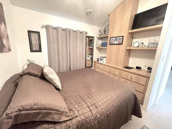 1994 Skyline Manufactured Home