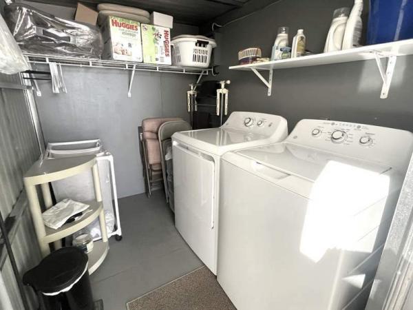 1994 Skyline Manufactured Home
