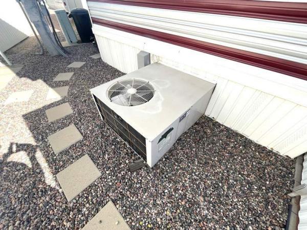 1994 Skyline Manufactured Home