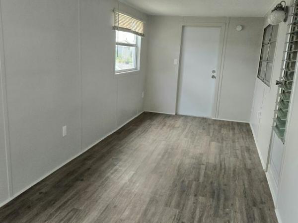 1968 CHAT Manufactured Home