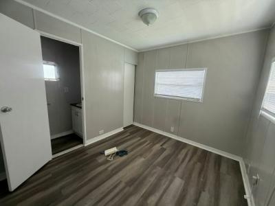 Photo 3 of 8 of home located at 312 49th Ave. West Bradenton, FL 34207