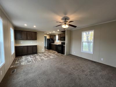 Photo 3 of 10 of home located at 4708 Emmons Ct Sterling Heights, MI 48310