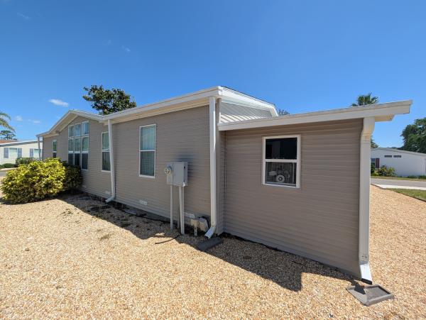 2004 Palm Harbor RES153426 Mobile Home