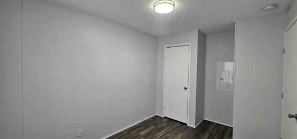 2006 Champion 2006 FEM Mobile Home