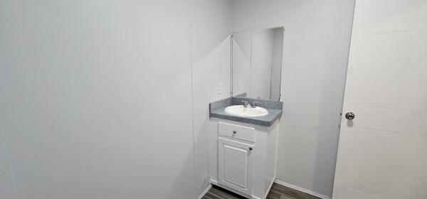 2006 Champion 2006 FEM Mobile Home