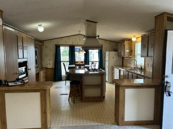 1990 Schult Mobile Home For Sale