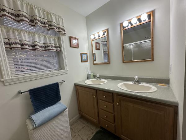 2005 New Era NEP-7914 Mobile Home