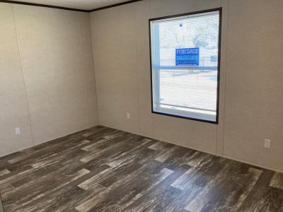 Photo 2 of 12 of home located at 816 Cari Dr. Bluffton, IN 46714