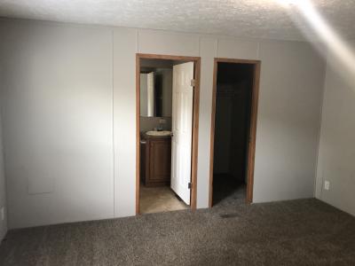 Photo 2 of 4 of home located at 1438 Everest Lane Indianapolis, IN 46234