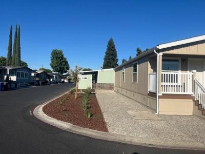 Photo 2 of 15 of home located at 196 Schooner Ln. Modesto, CA 95356