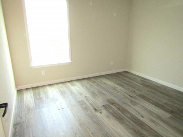 2020 CHAMPION/SKYLINE 4893 Mobile Home