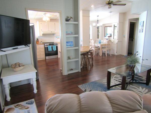 1985 wellington 740fk-6s Mobile Home