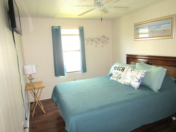 1985 wellington 740fk-6s Mobile Home