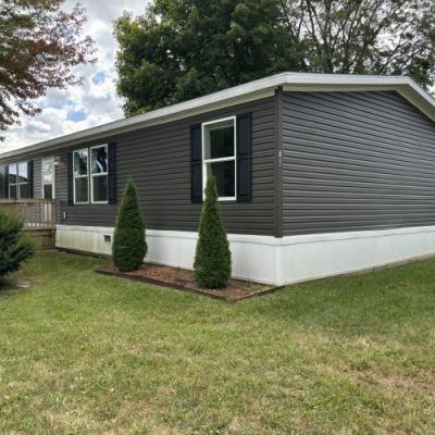 Photo 3 of 6 of home located at 2800 West Memorial Drive #0160 Muncie, IN 47302