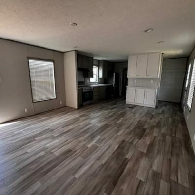 Photo 5 of 8 of home located at 7803 St Andrews Church Rd.#0054 Louisville, KY 40214