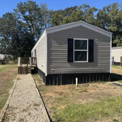 Photo 3 of 20 of home located at 151 Ginny Lane Thomasville, GA 31792