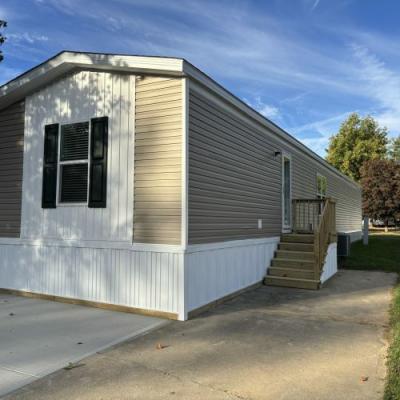 Photo 2 of 37 of home located at 2800 West Memorial Drive #0200 Muncie, IN 47302