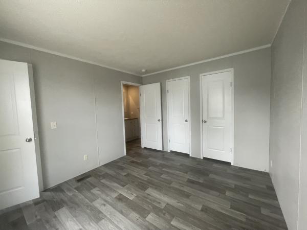 2022 RFN1664 9BFC1  Home