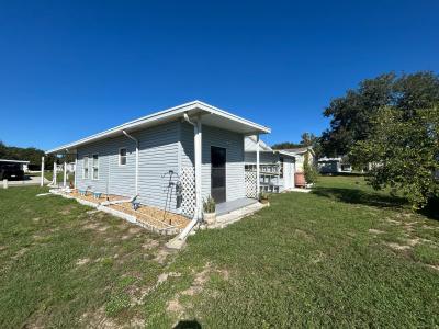 Photo 4 of 21 of home located at 483 Honeysuckle Drive Fruitland Park, FL 34731