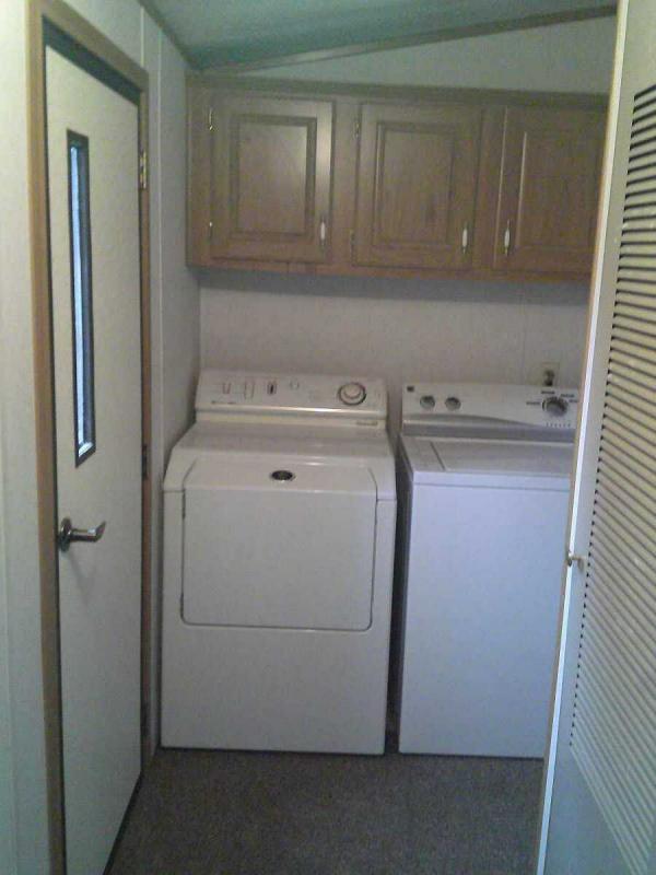 1994 SKyline Spruce Ridge Manufactured Home