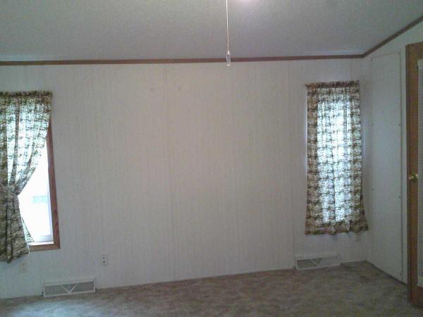 1994 SKyline Spruce Ridge Manufactured Home