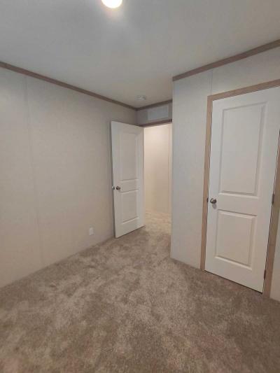 Photo 5 of 13 of home located at 301 Mantle Ave #Sve307M Jackson, MI 49202