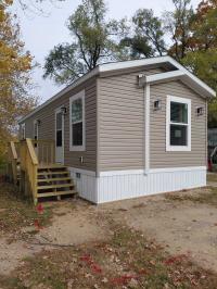 2025 Champion Pulse 4016-4770 Manufactured Home