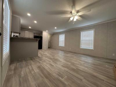 Photo 2 of 4 of home located at 1 Thorn Locust Lane, #10 London, OH 43140