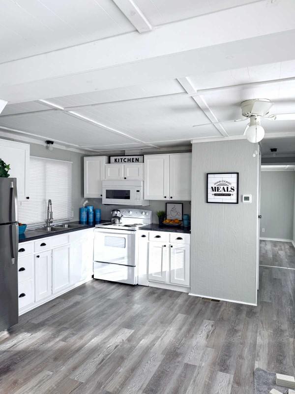 Fleetwood  Mobile Home