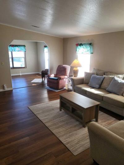 Photo 5 of 32 of home located at 90 Sunshine Ave North Fort Myers, FL 33903