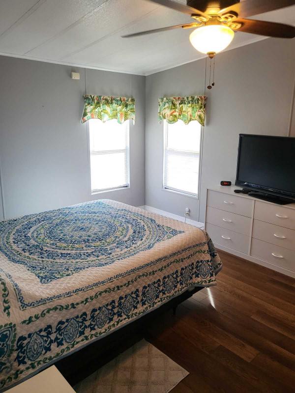 1983 Twin M.H. Mobile Home