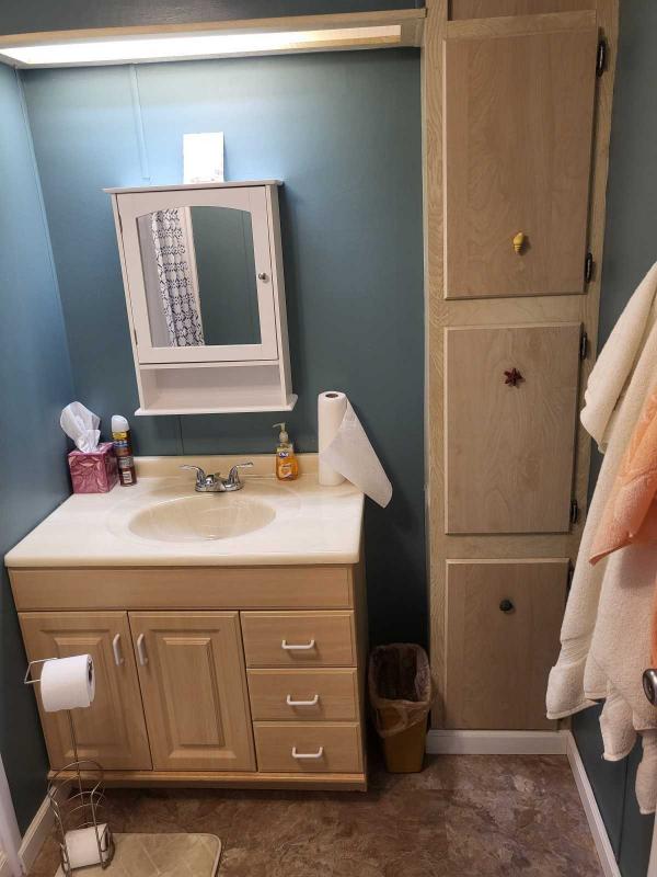 1983 Twin M.H. Mobile Home